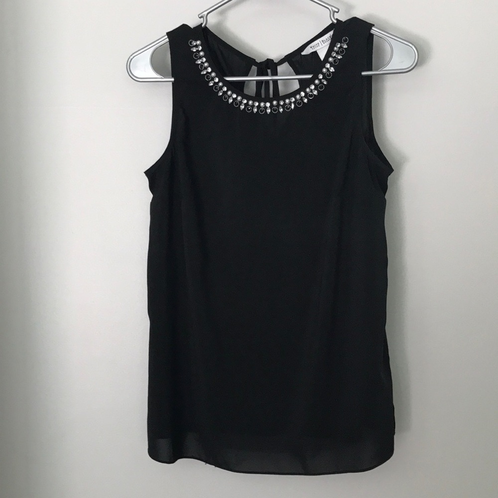 Black sleeveless shirt with sequins and tie back
